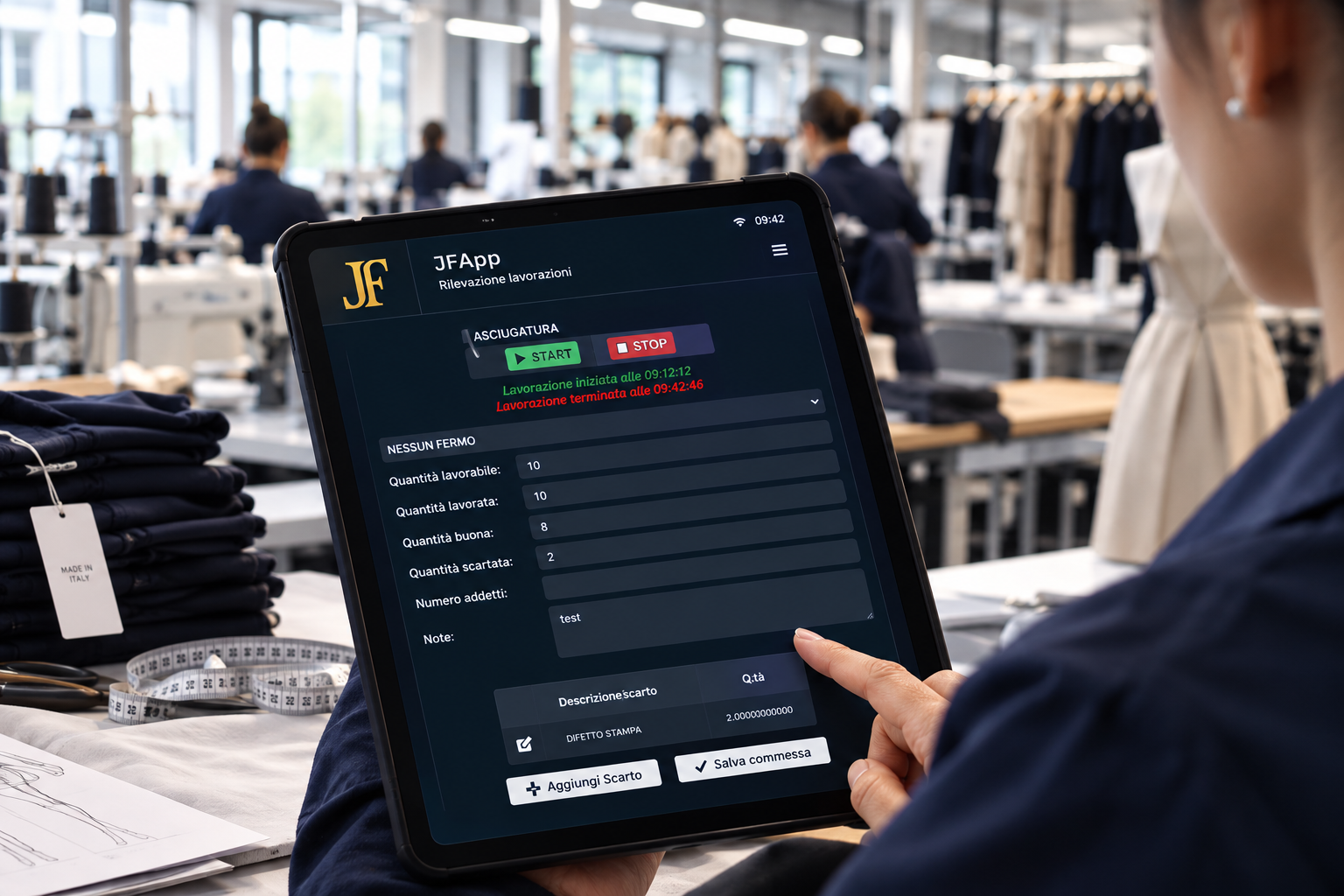 JFApp utilizzato dagli operatori nel reparto produttivo moda